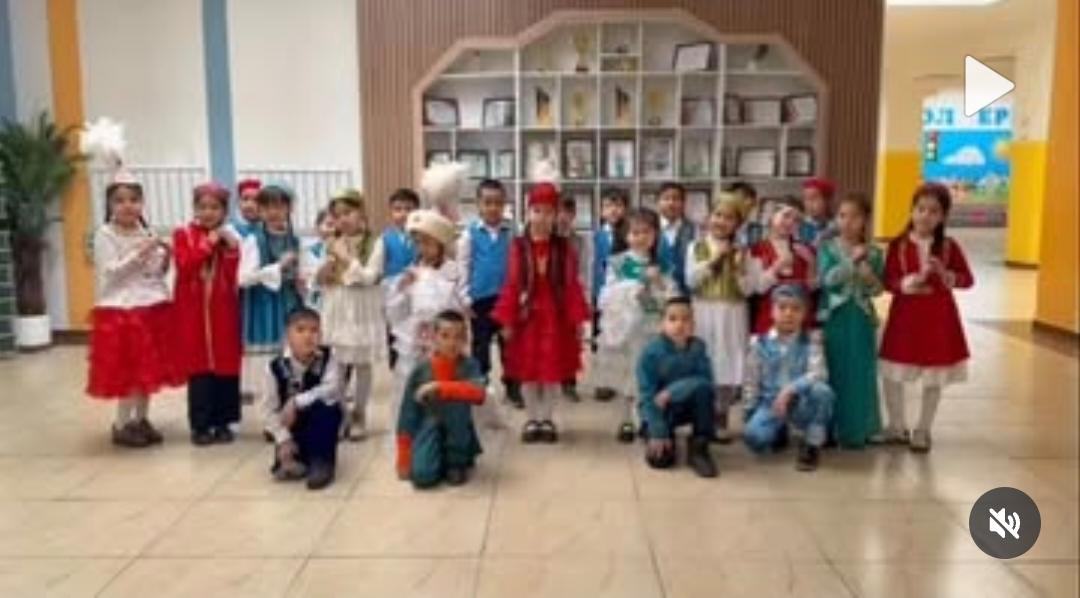 Ұлттық киім күніне орай челленджі